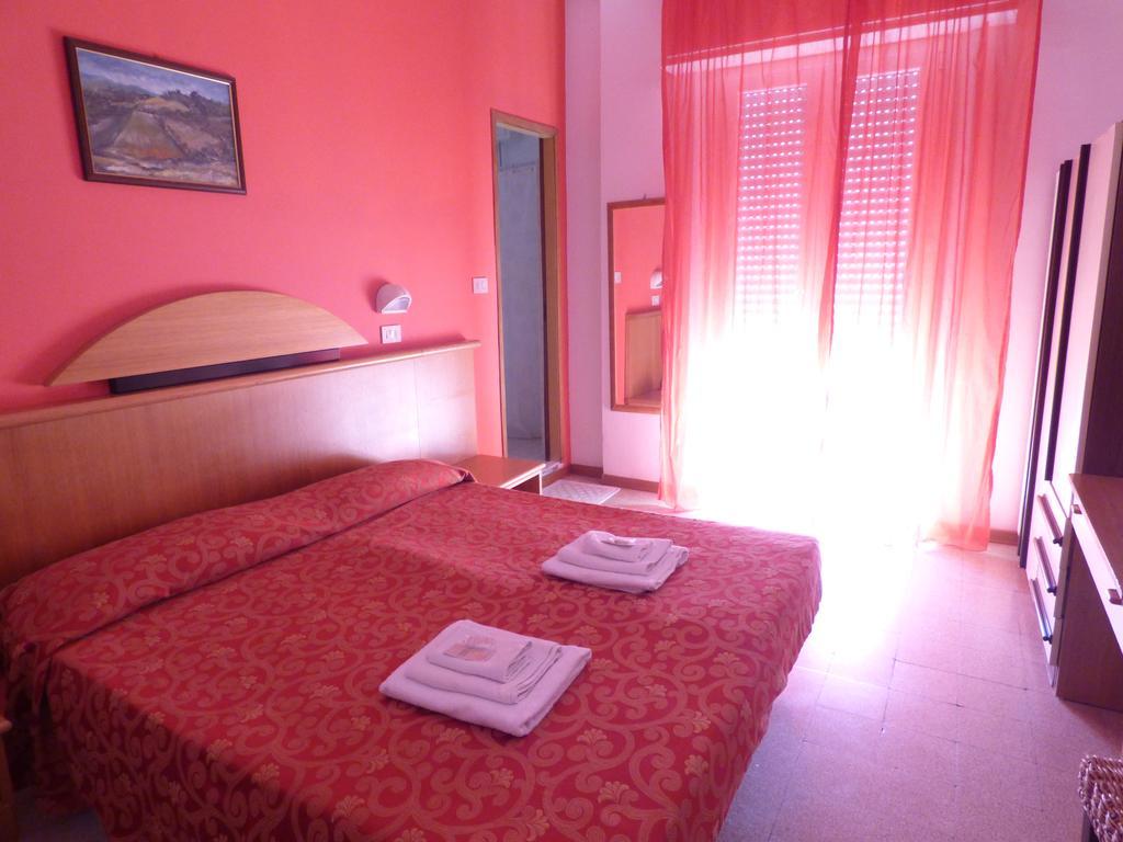 Consul Hotel ริมินี ภายนอก รูปภาพ
